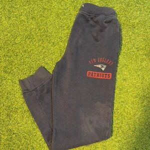 New England Patriots team apparel sweatpants.